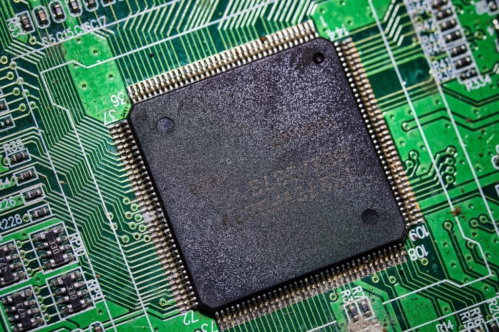 recycling, precious metals, old, broken, microprocessor, microchip, electronics, processor, computer, semiconductor, data, data processing, circuit, component, chip, pc, last generation, microchip, microchip, processor, semiconductor, semiconductor, semiconductor, semiconductor, semiconductor, chip